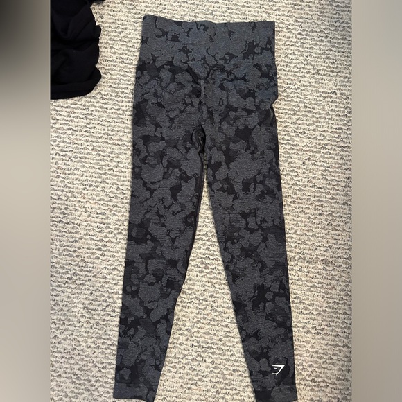 Gymshark Adapt Camo Seamless Legging - Picture 2 of 2